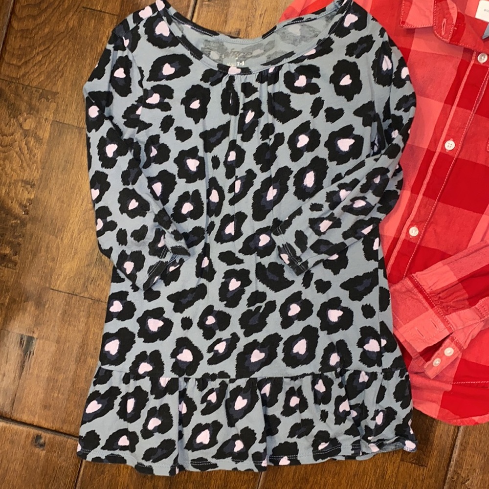 6-6X-7 EUC LOT 4 items tank dress flannel&tunic, black&white is not available - Picture 4 of 9